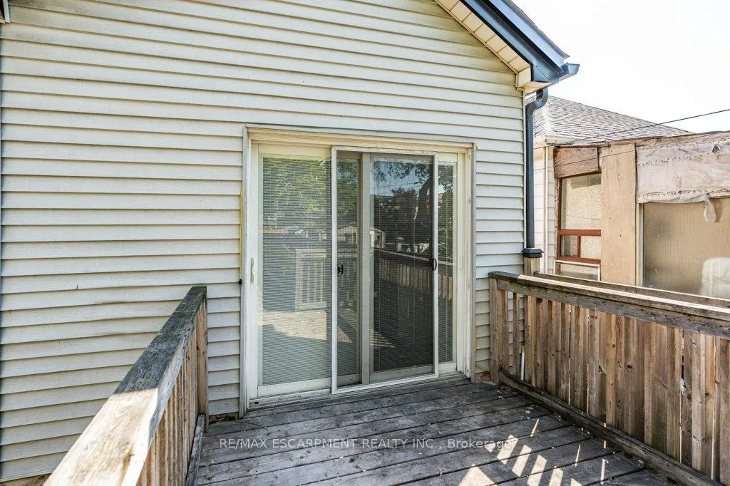 Photo 32 of 21 Mayflower Avenue, Hamilton, Crown Point — HOMEH