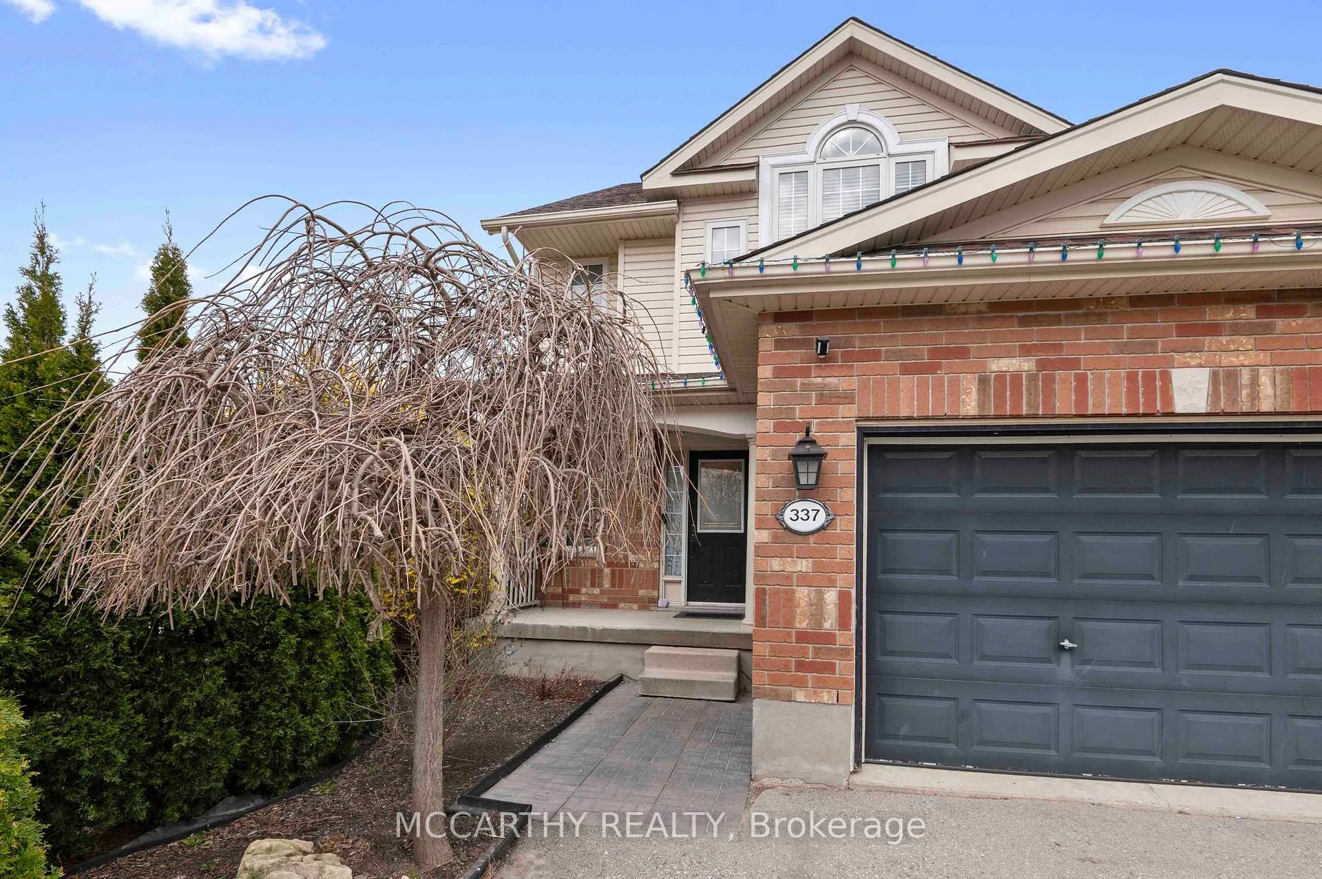 Photo 2 of 337 Rintoul Crescent, Shelburne — HOMEH