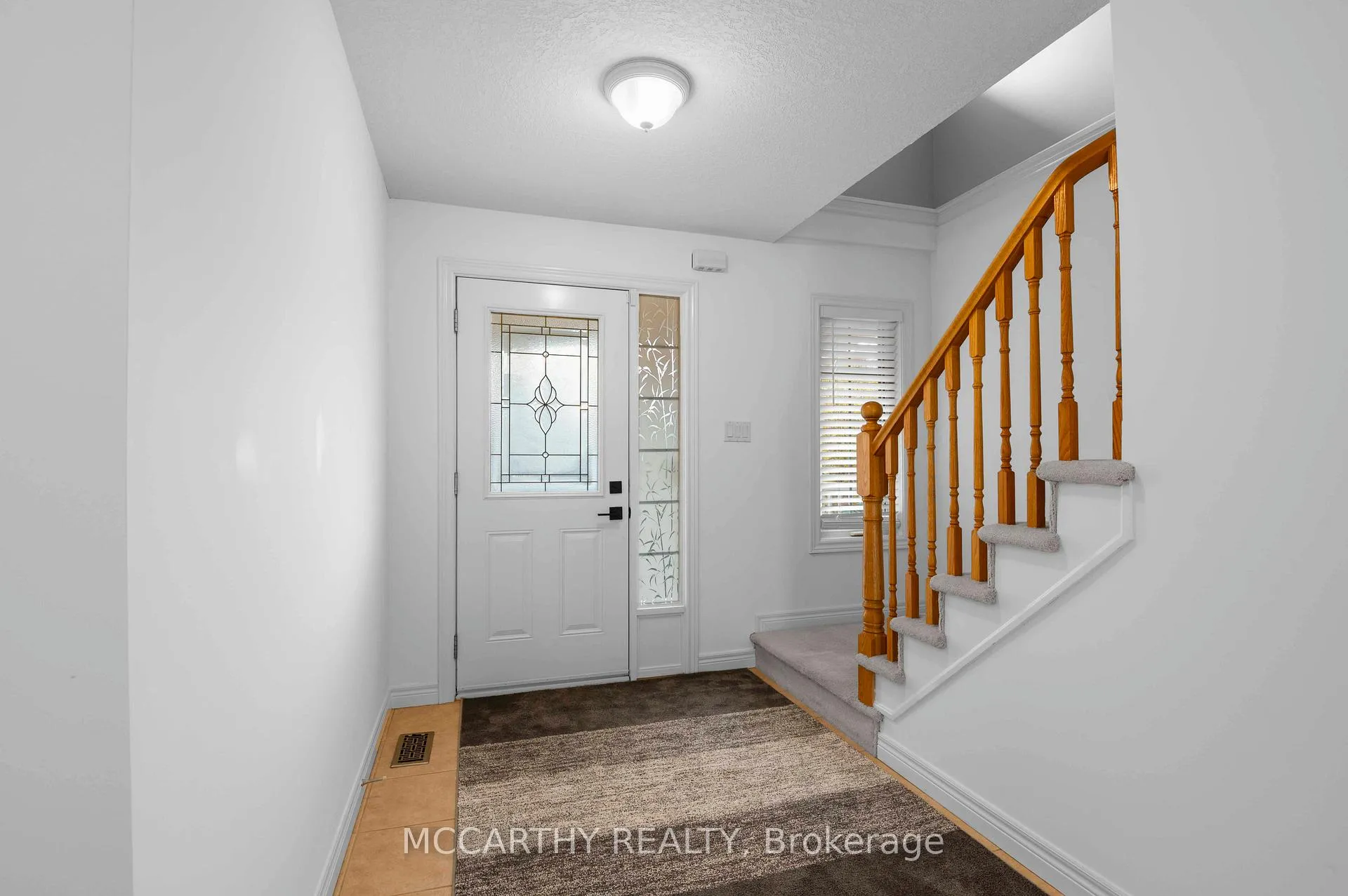 Photo 3 of 337 Rintoul Crescent, Shelburne — HOMEH
