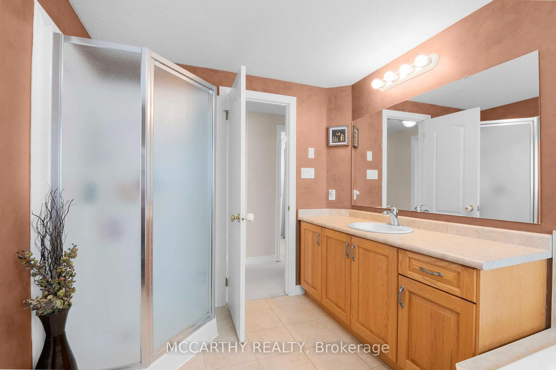 Photo 23 of 337 Rintoul Crescent, Shelburne — HOMEH