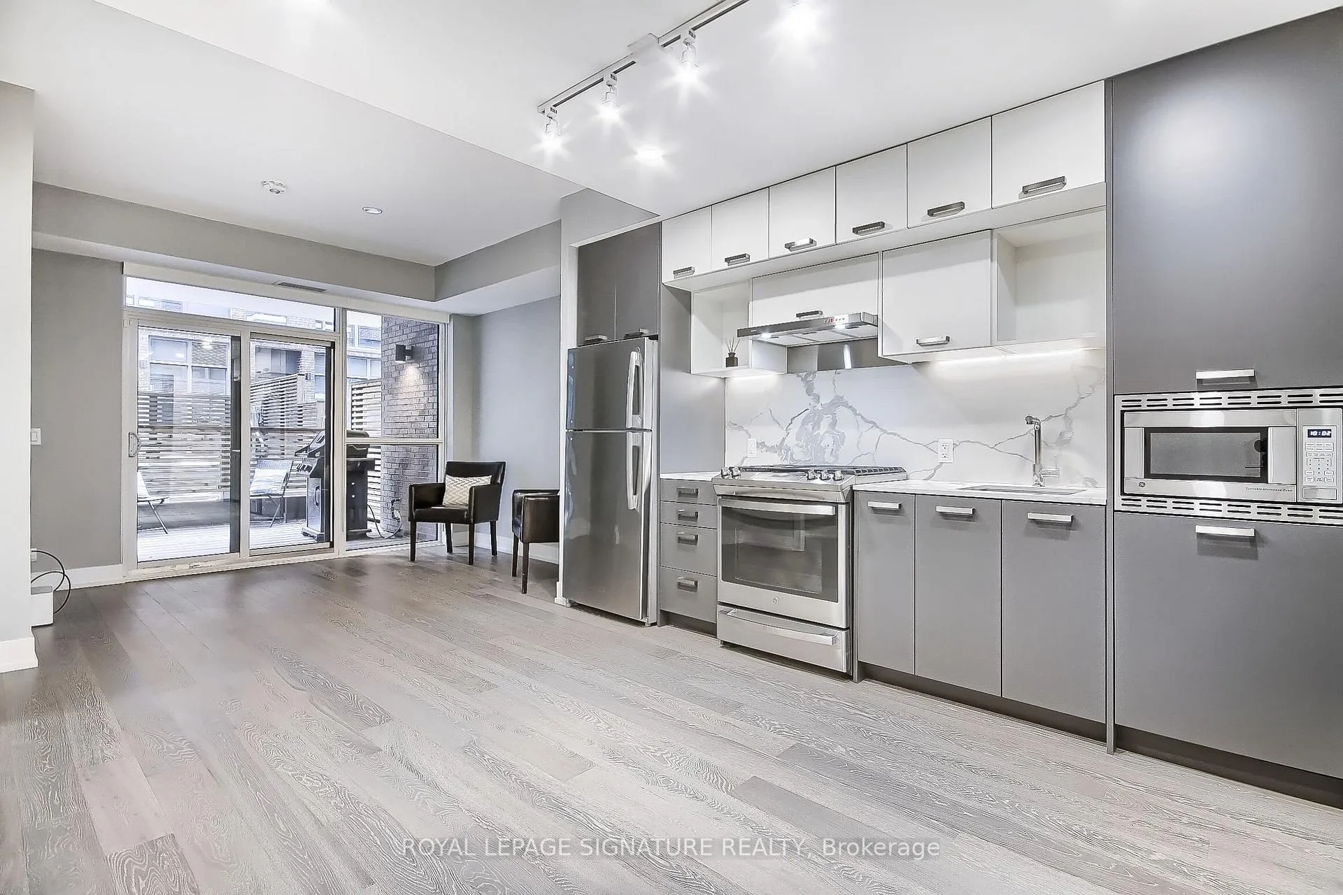Photo 10 of Unit 101, 1331 Queen Street E, Toronto, Greenwood-Coxwell — HOMEH