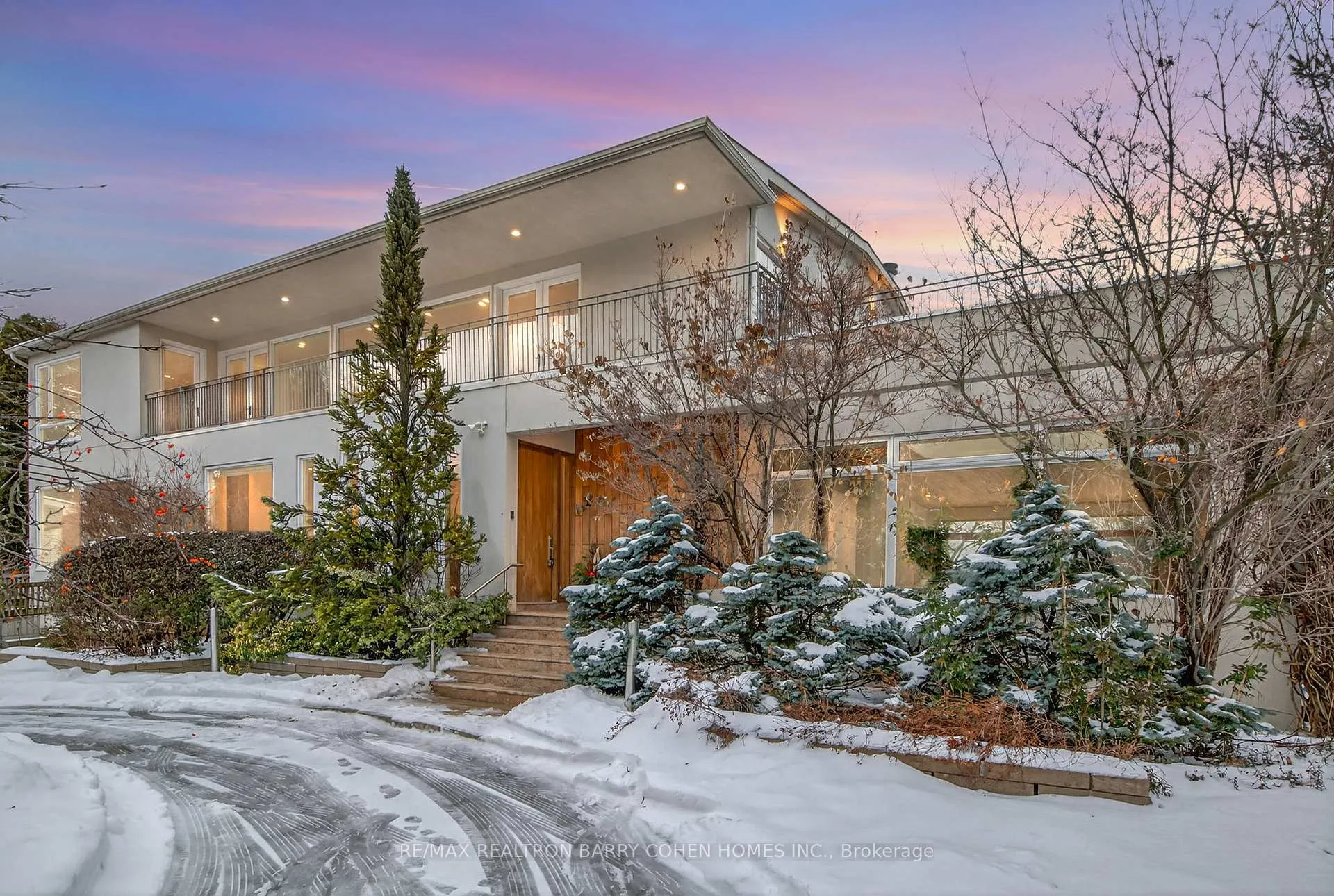 Photo 2 of 33 Fairway Heights Drive, Markham, Bayview Fairway-Bayview Country Club Estates — HOMEH
