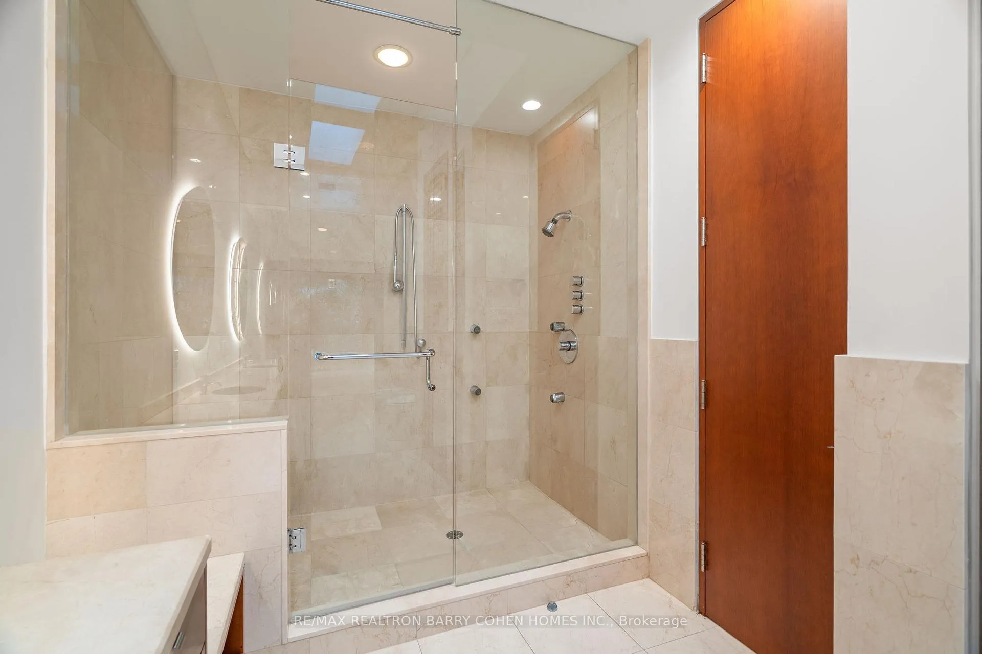 Photo 19 of 33 Fairway Heights Drive, Markham, Bayview Fairway-Bayview Country Club Estates — HOMEH