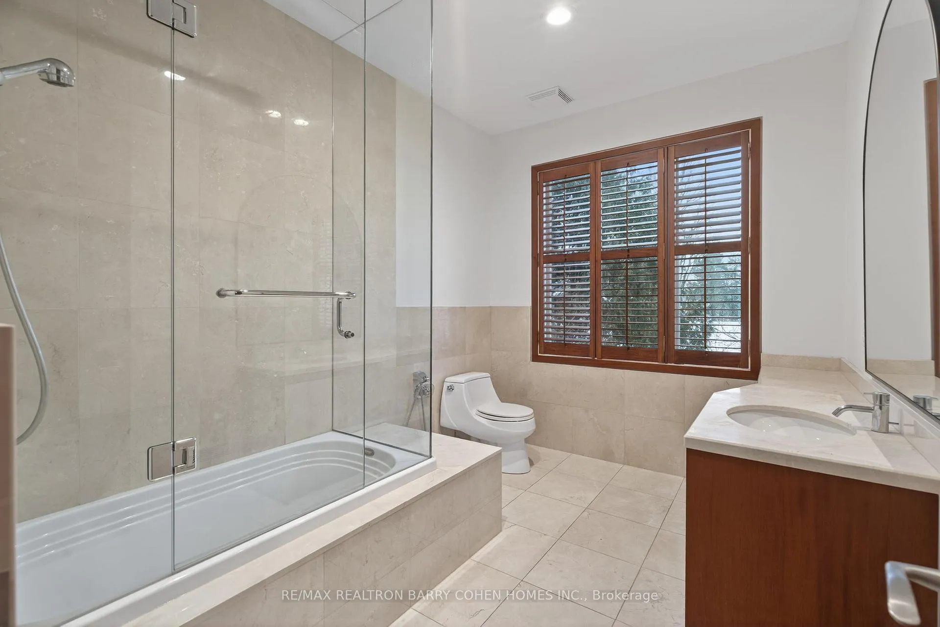 Photo 26 of 33 Fairway Heights Drive, Markham, Bayview Fairway-Bayview Country Club Estates — HOMEH