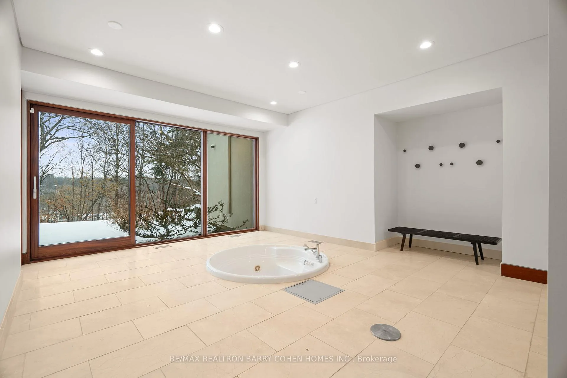 Photo 30 of 33 Fairway Heights Drive, Markham, Bayview Fairway-Bayview Country Club Estates — HOMEH