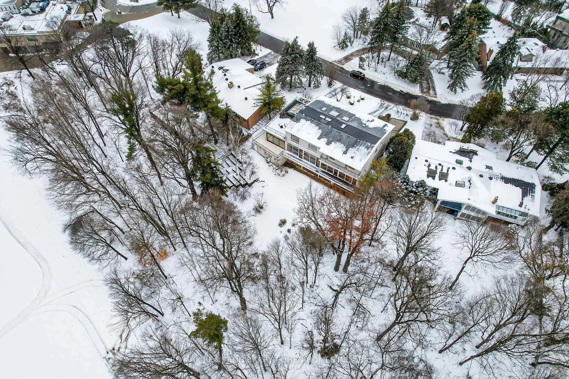 Photo 34 of 33 Fairway Heights Drive, Markham, Bayview Fairway-Bayview Country Club Estates — HOMEH