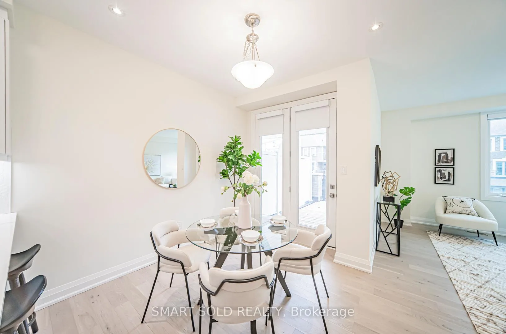 Photo 15 of 34 Thomas Frisby Jr Crescent, Markham, Victoria Square — HOMEH