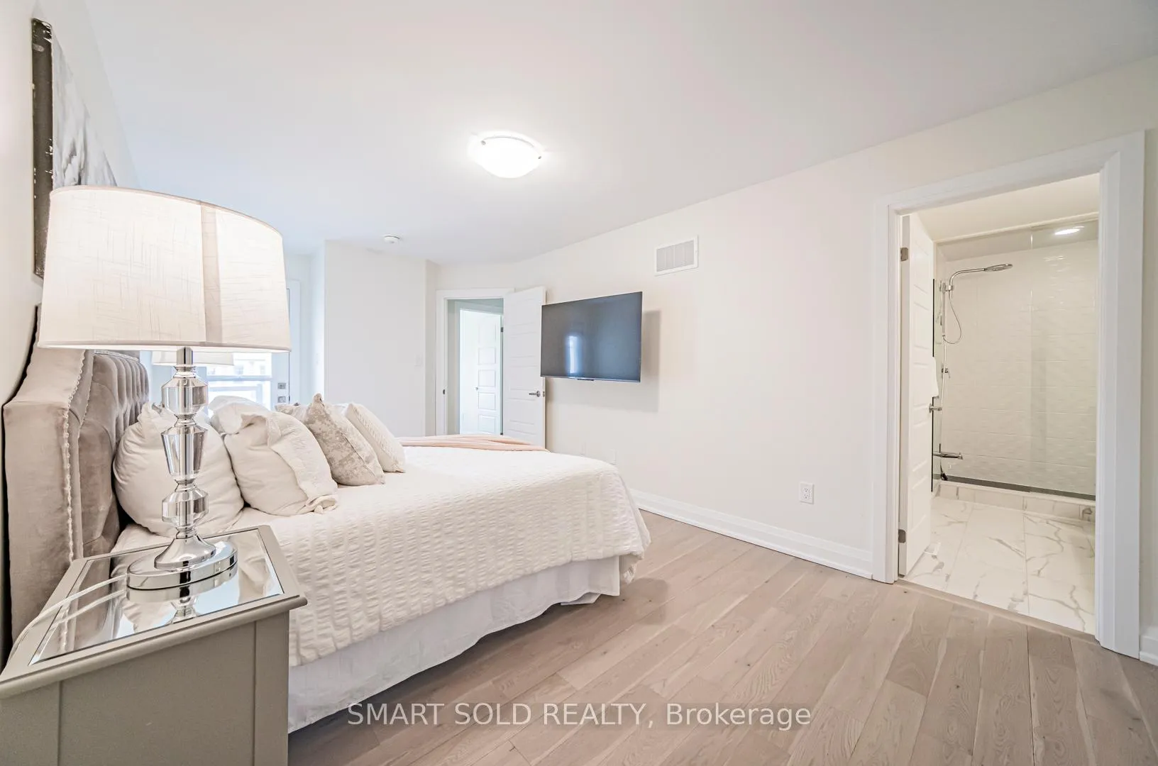 Photo 30 of 34 Thomas Frisby Jr Crescent, Markham, Victoria Square — HOMEH