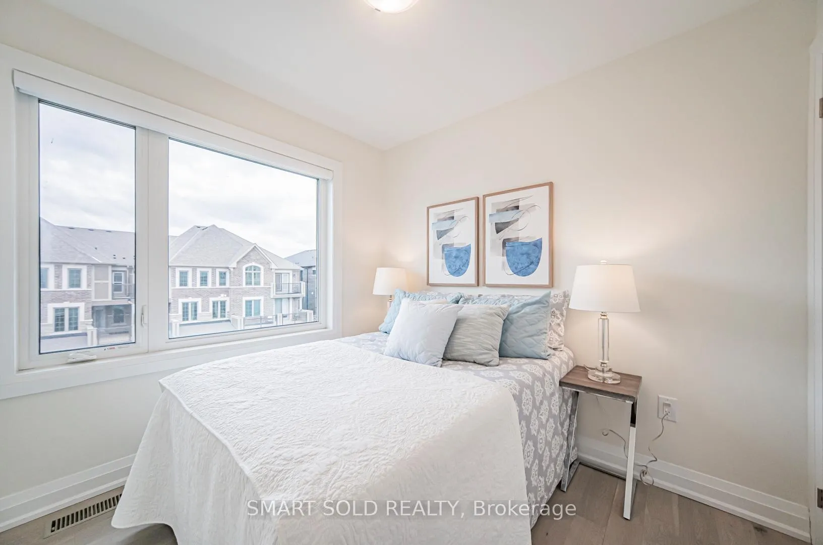 Photo 40 of 34 Thomas Frisby Jr Crescent, Markham, Victoria Square — HOMEH