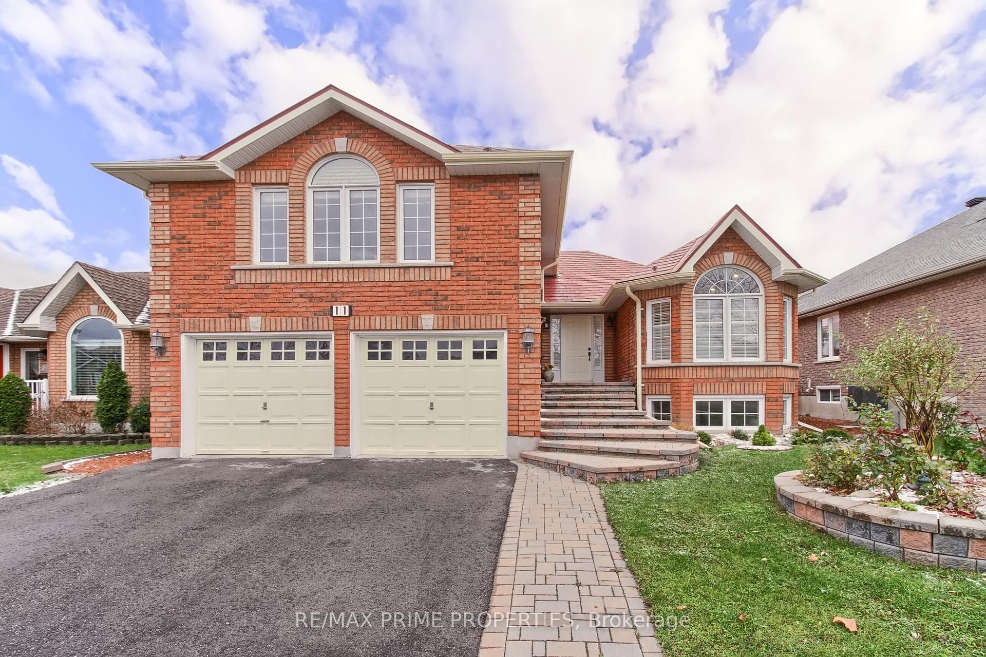 Photo 1 of 11 Kerfoot Crescent, Georgina, Historic Lakeshore Communities — HOMEH
