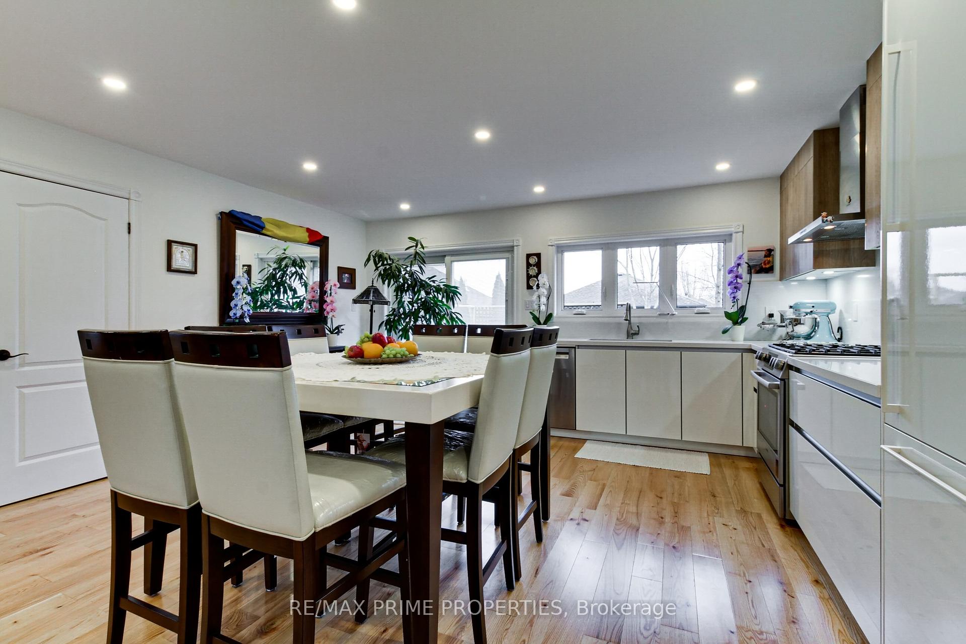 Photo 6 of 11 Kerfoot Crescent, Georgina, Historic Lakeshore Communities — HOMEH