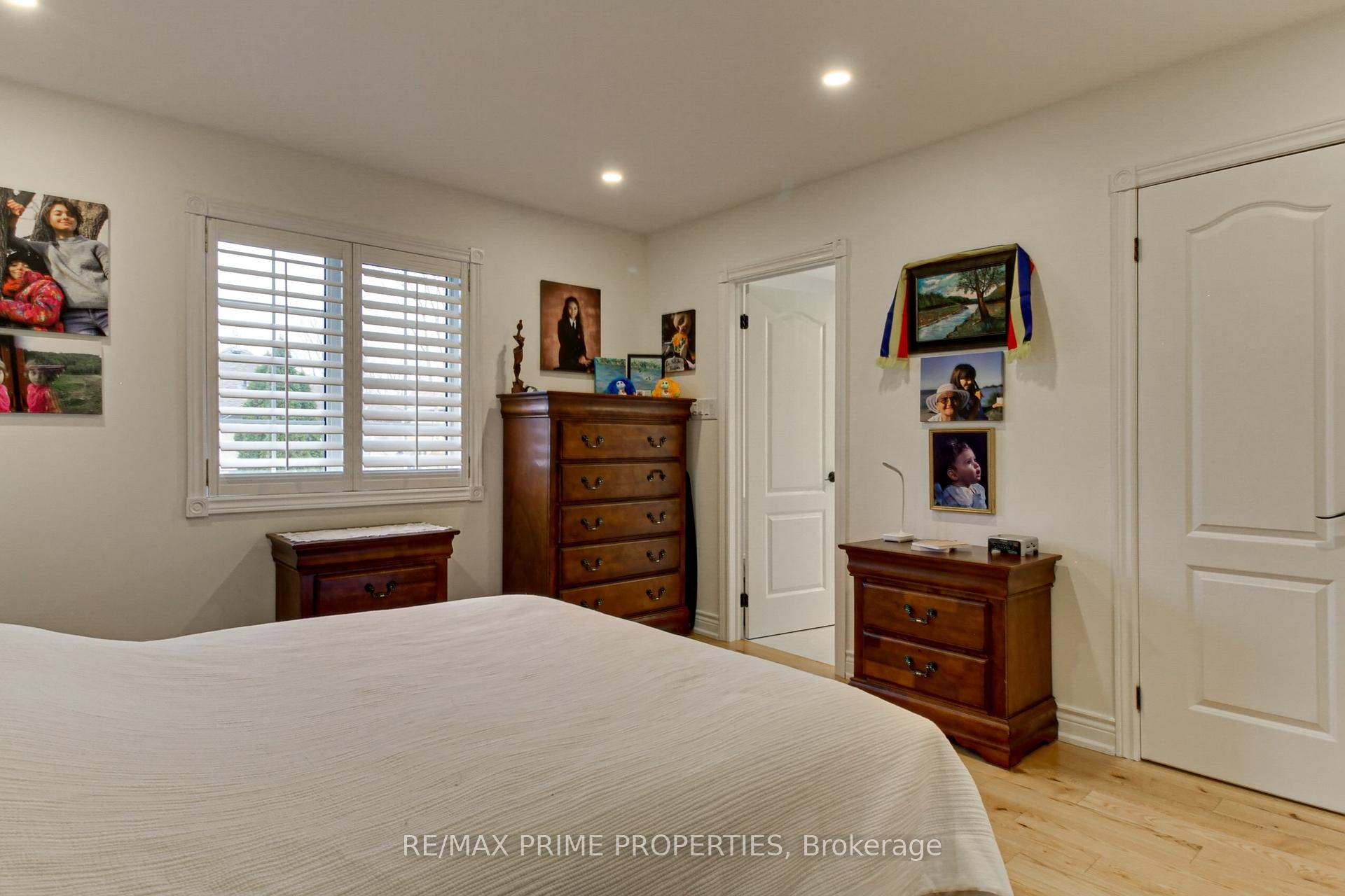 Photo 13 of 11 Kerfoot Crescent, Georgina, Historic Lakeshore Communities — HOMEH