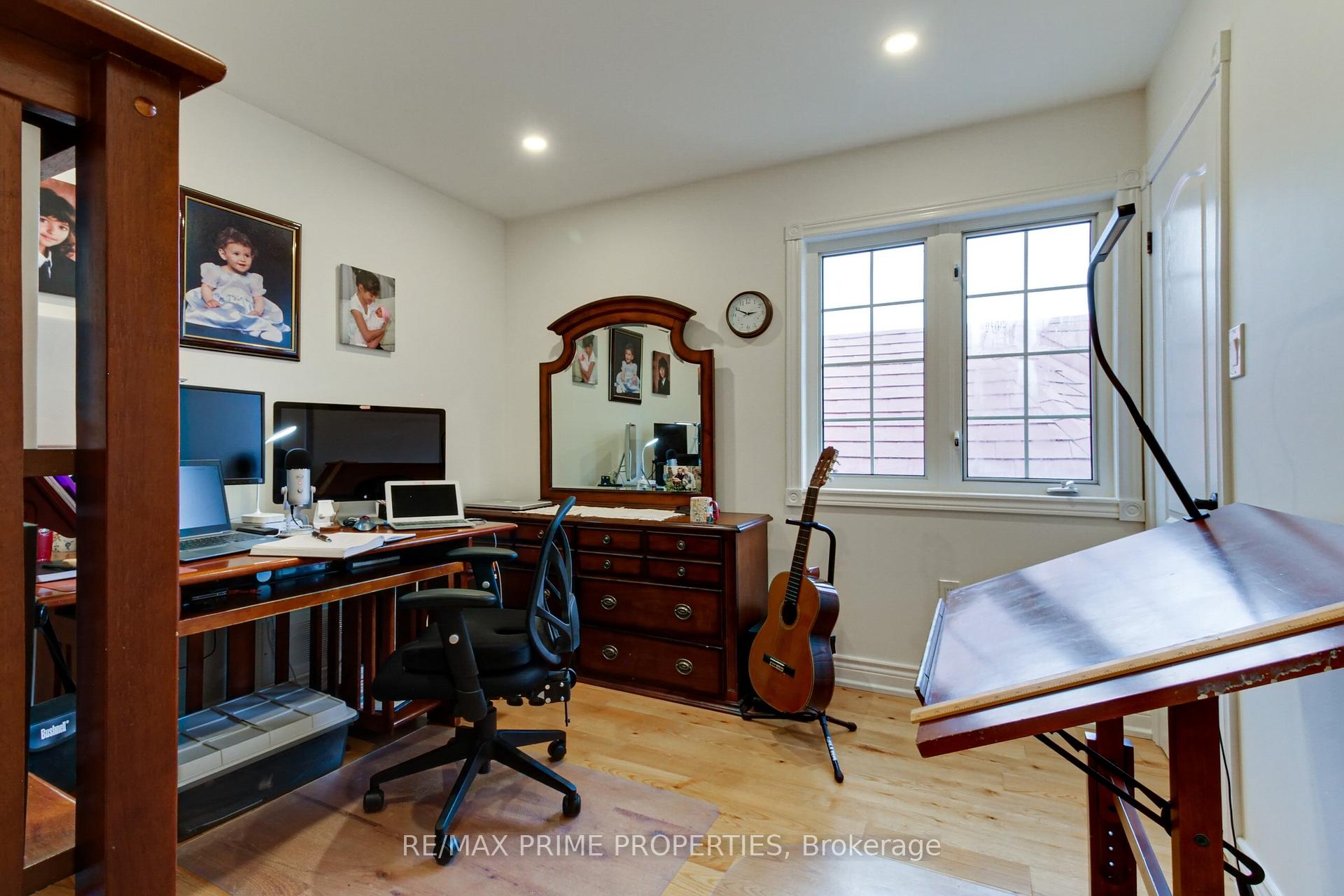Photo 19 of 11 Kerfoot Crescent, Georgina, Historic Lakeshore Communities — HOMEH