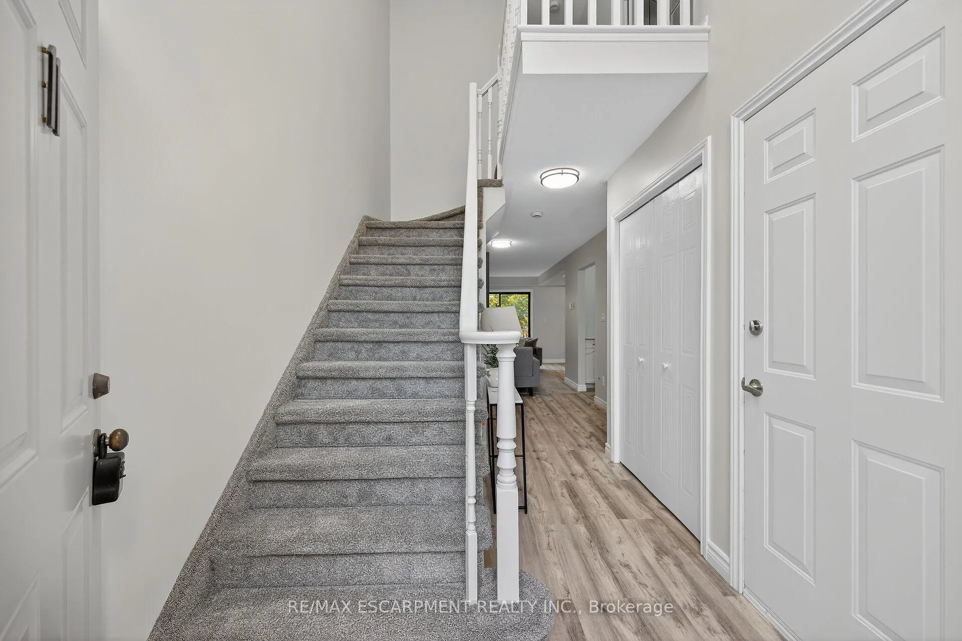 Photo 3 of Unit 11, 54 Argyle Street S, Haldimand — HOMEH