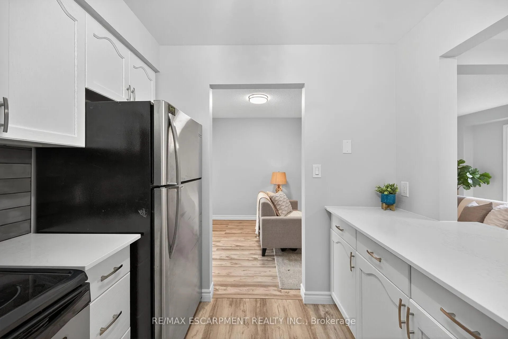 Photo 11 of Unit 11, 54 Argyle Street S, Haldimand — HOMEH