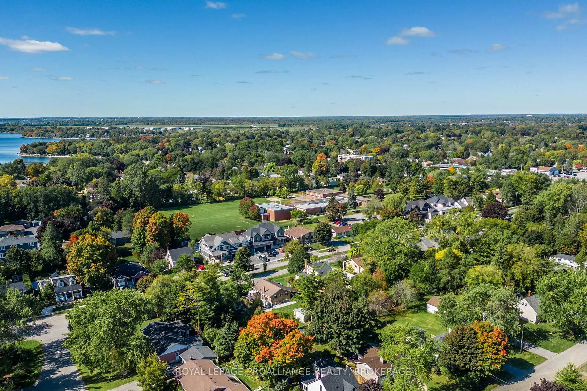 Photo 7 of 21 Crerar Boulevard, Kingston, City Southwest — HOMEH