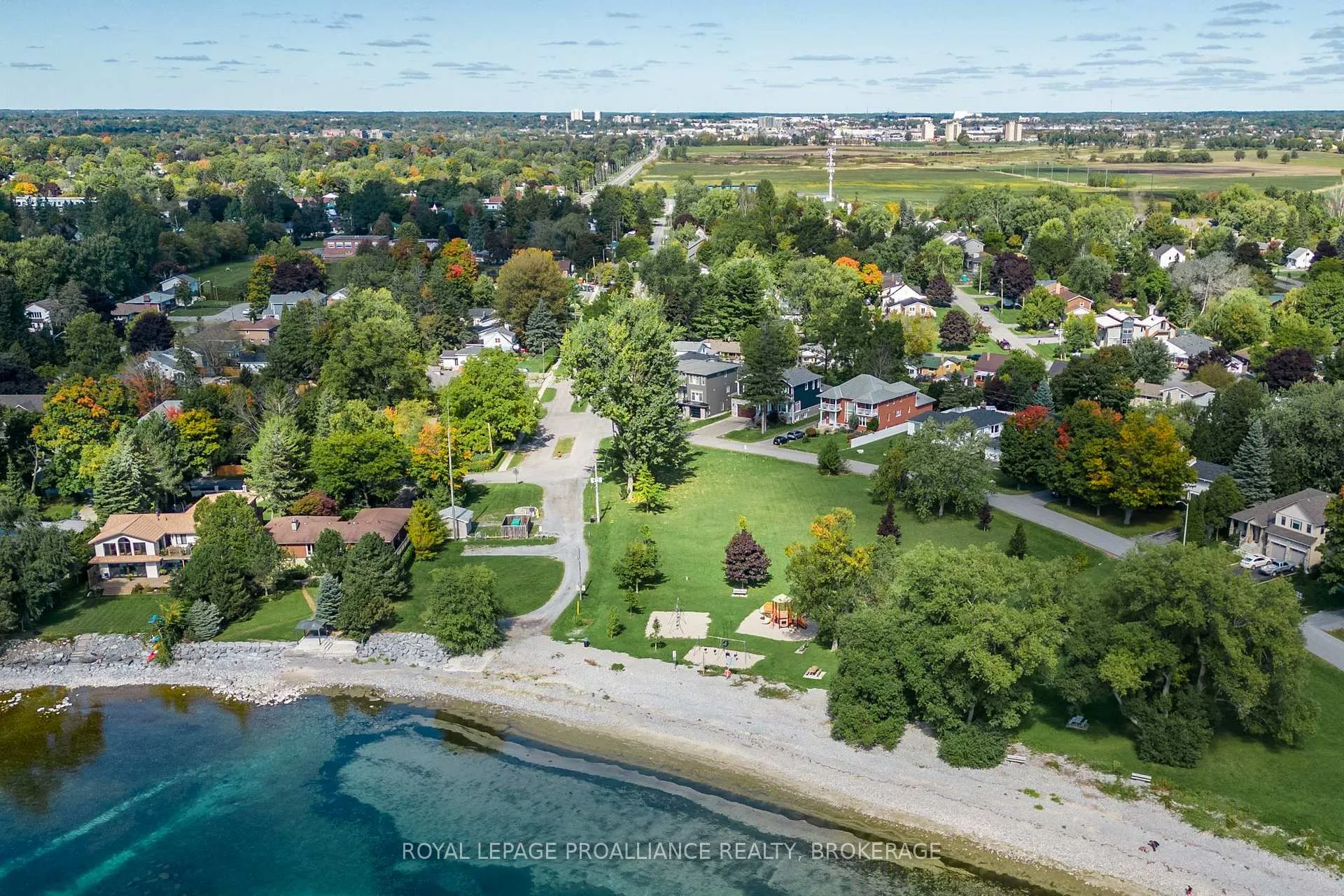 Photo 9 of 21 Crerar Boulevard, Kingston, City Southwest — HOMEH