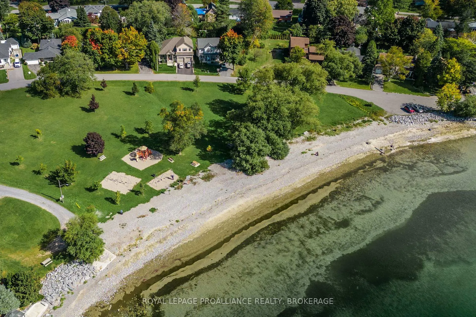 Photo 11 of 21 Crerar Boulevard, Kingston, City Southwest — HOMEH