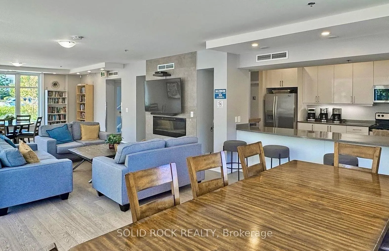 Photo 18 of Unit 403, 670 Gordon Street, Whitby, Port Whitby — HOMEH