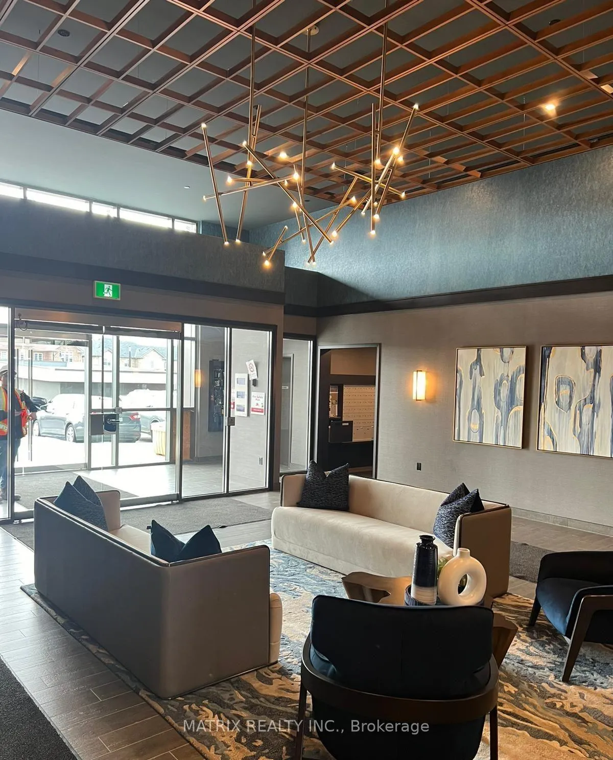 Photo 2 of Unit 308, 470 Dundas Street E, Hamilton, Waterdown — HOMEH