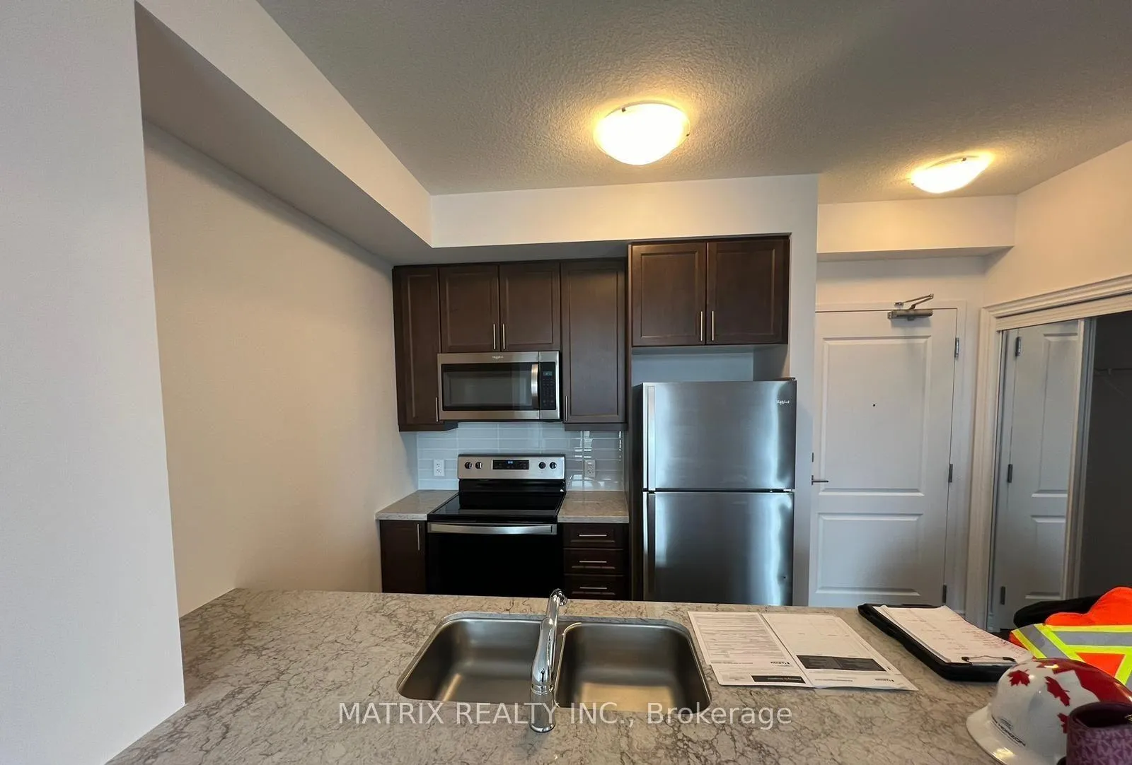 Photo 10 of Unit 308, 470 Dundas Street E, Hamilton, Waterdown — HOMEH
