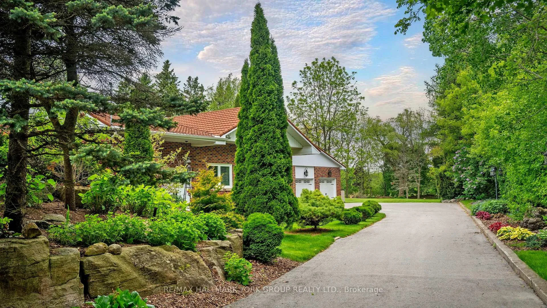 Photo 4 of 5024 Lloydtown-Aurora Road, King, Pottageville — HOMEH