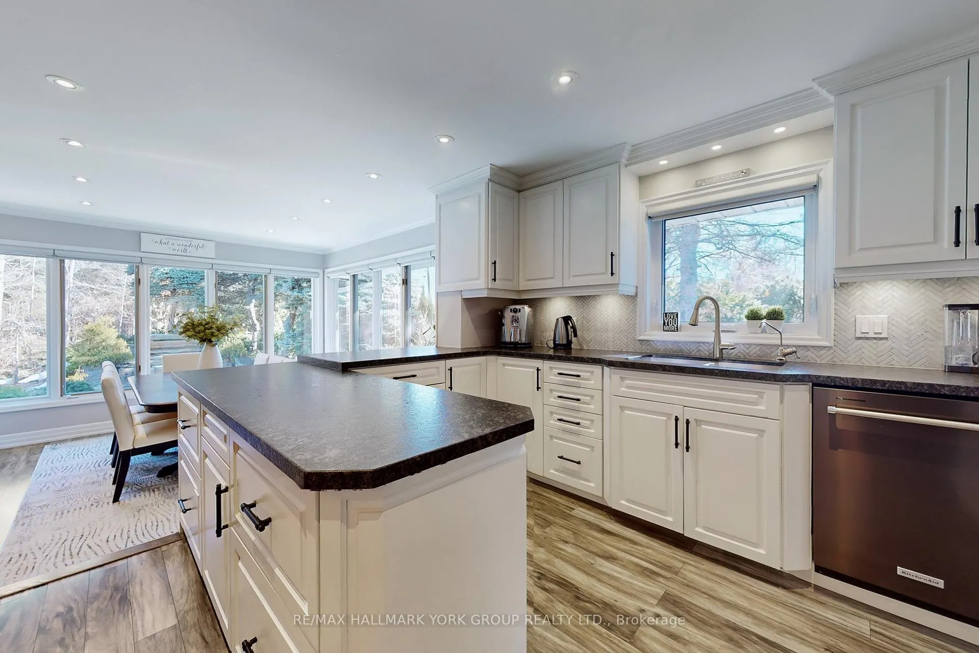 Photo 8 of 5024 Lloydtown-Aurora Road, King, Pottageville — HOMEH