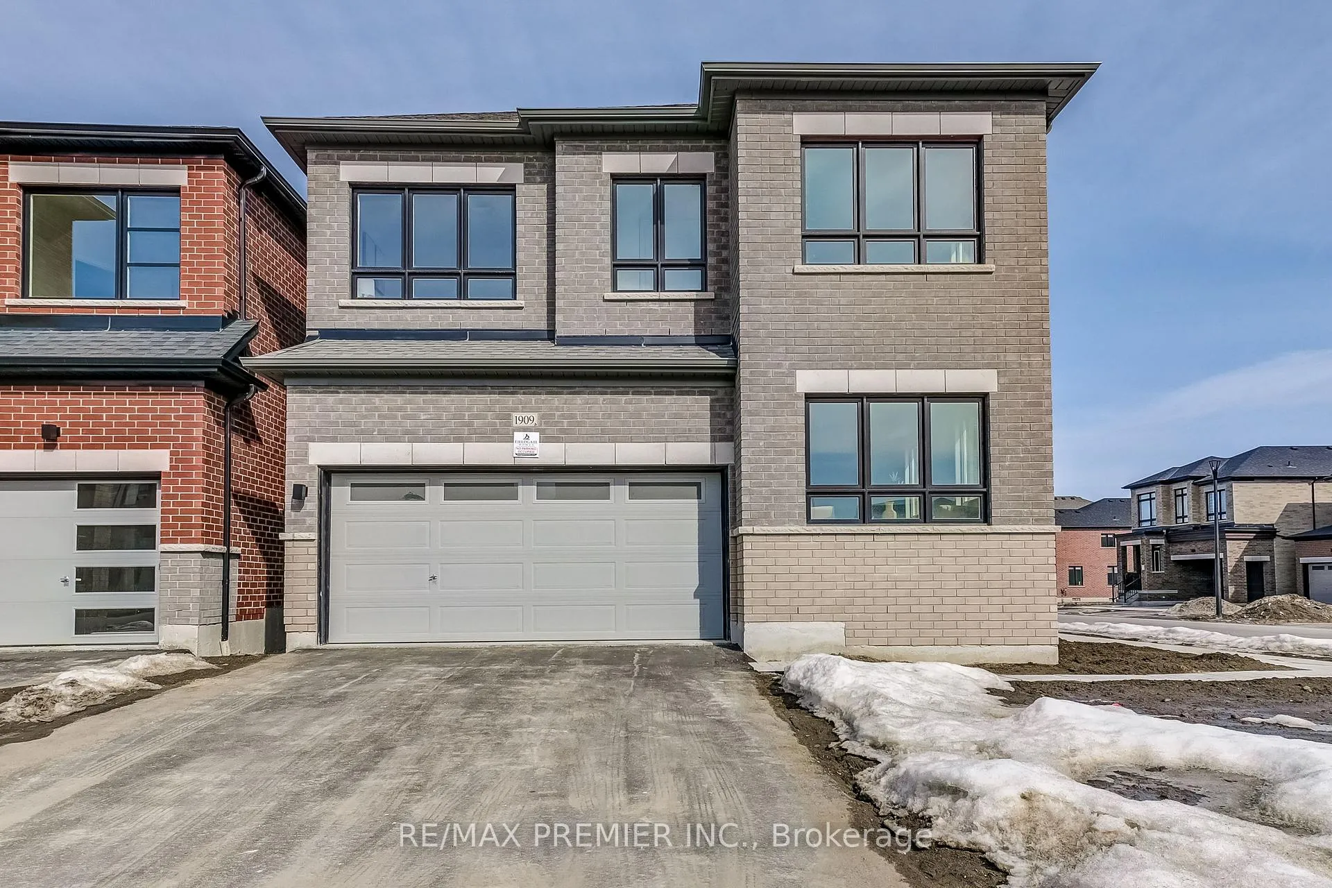 Photo 5 of 1909 Passionfruit Grove, Pickering, Rural Pickering — HOMEH