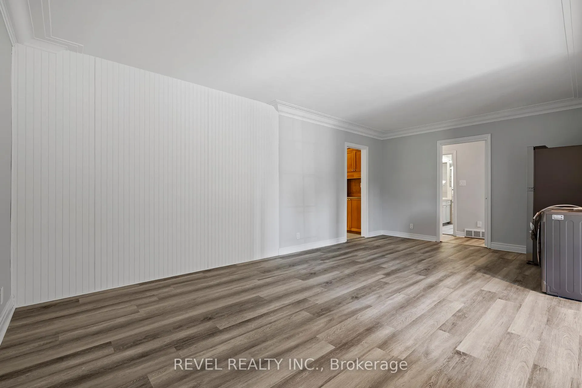 Photo 4 of 40 Bertram Drive, Hamilton, Dundas — HOMEH