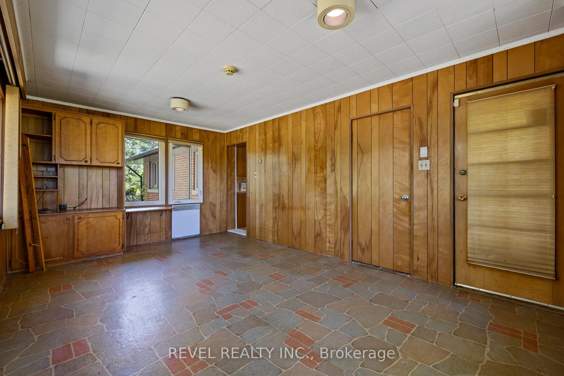 Photo 19 of 40 Bertram Drive, Hamilton, Dundas — HOMEH