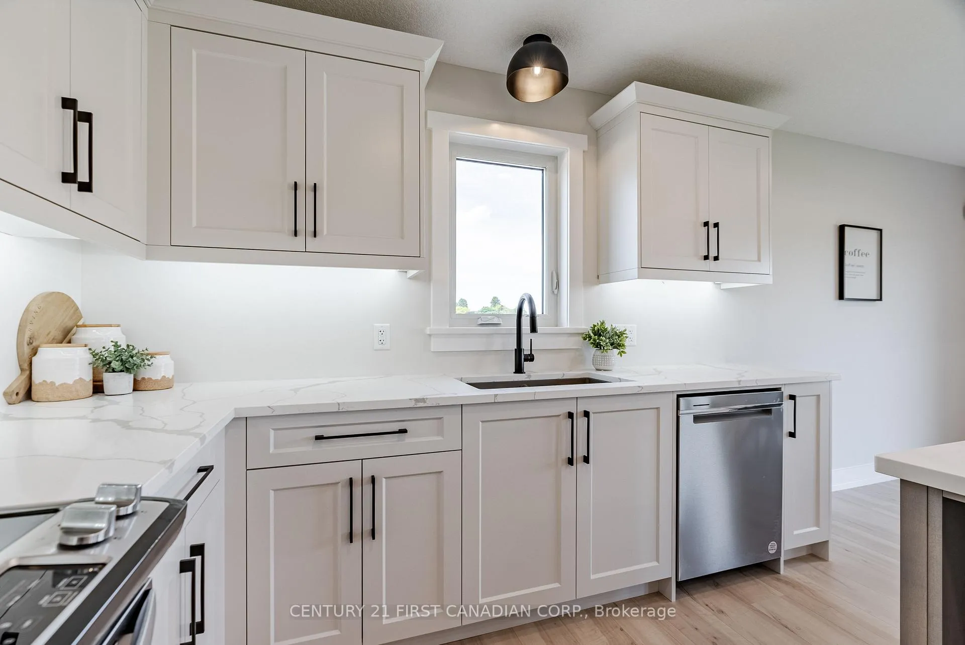 Photo 16 of 640 Ketter Way, Plympton-Wyoming, Plympton Wyoming — HOMEH