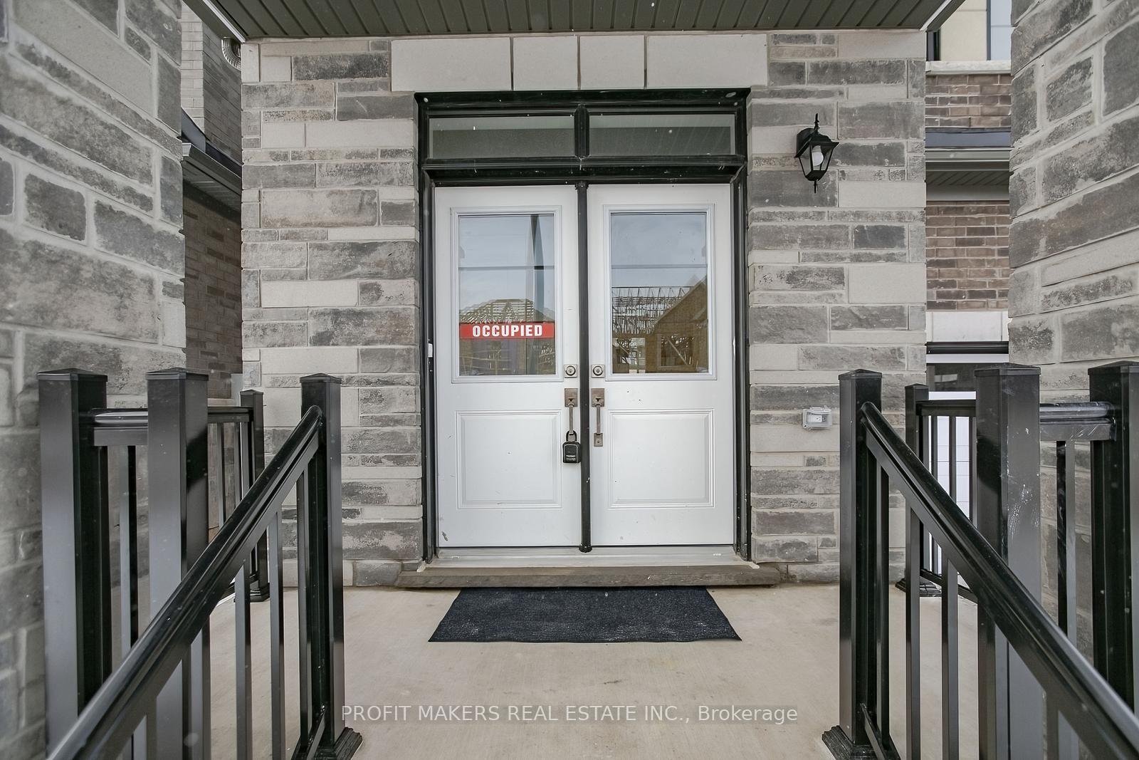 Photo 2 of 35 Stanley Leitch Drive, Kitchener, Mill Courtland Woodside Park — HOMEH