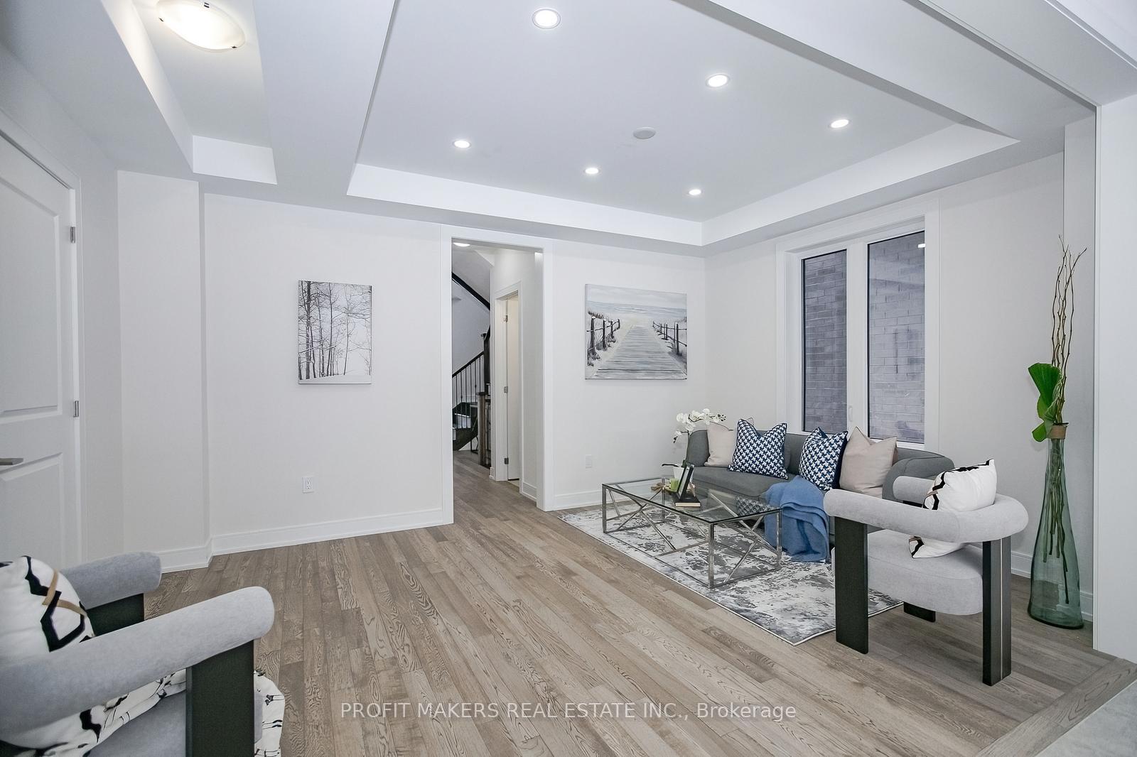 Photo 5 of 35 Stanley Leitch Drive, Kitchener, Mill Courtland Woodside Park — HOMEH