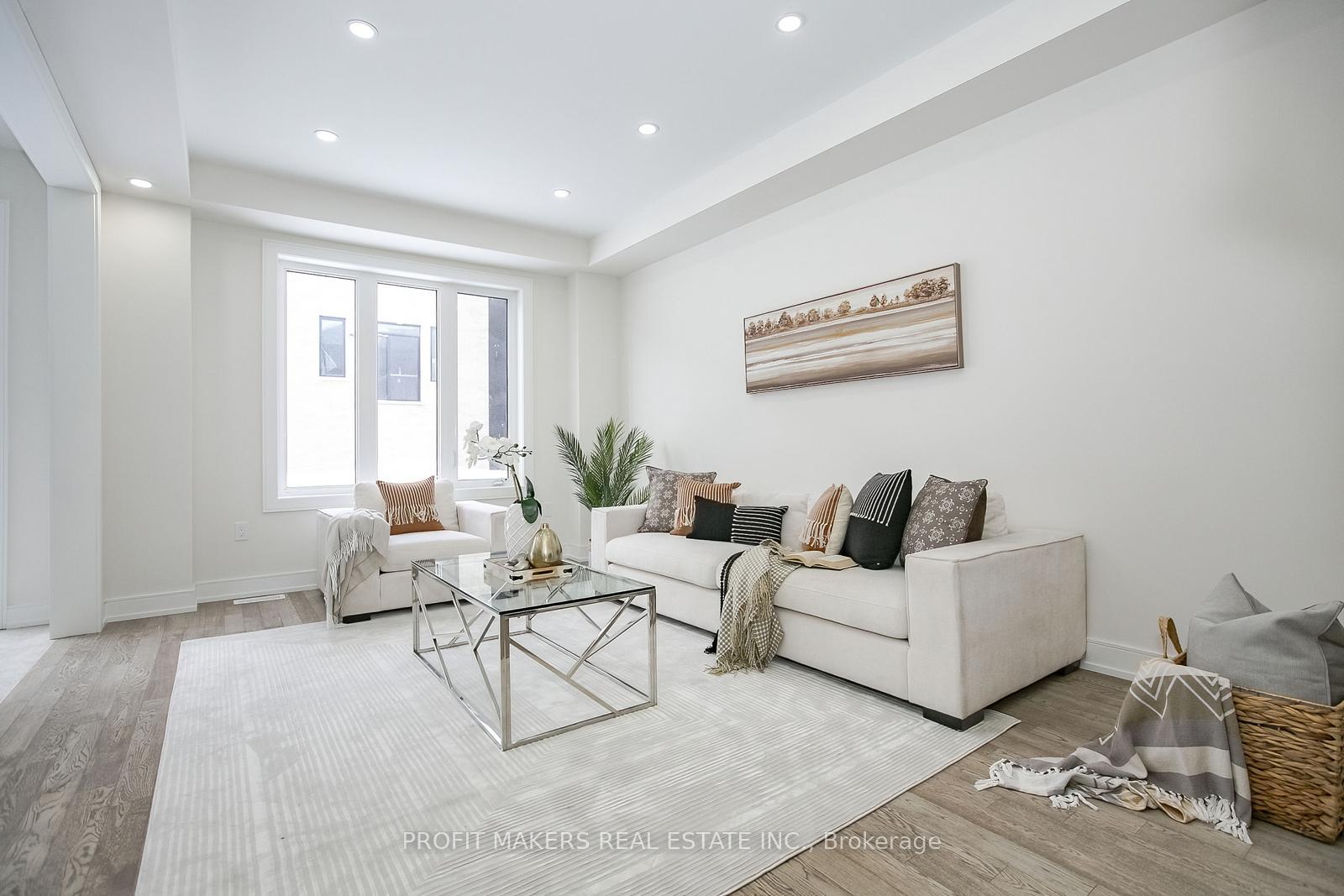 Photo 6 of 35 Stanley Leitch Drive, Kitchener, Mill Courtland Woodside Park — HOMEH