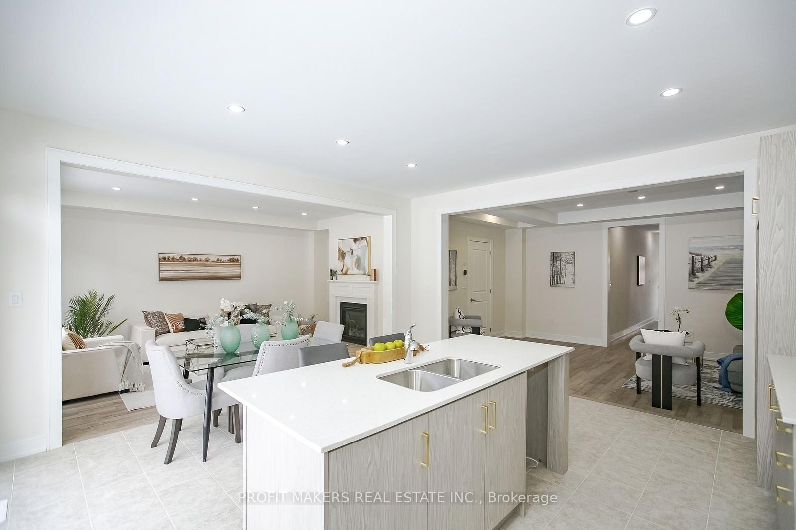 Photo 11 of 35 Stanley Leitch Drive, Kitchener, Mill Courtland Woodside Park — HOMEH