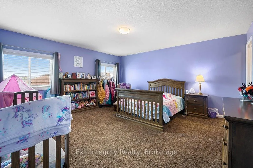 Photo 12 of 299 Moorlands Crescent, Kitchener — HOMEH