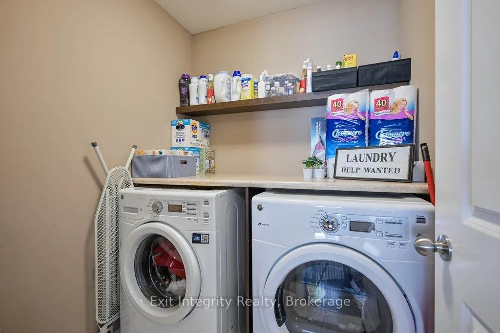 Photo 16 of 299 Moorlands Crescent, Kitchener — HOMEH