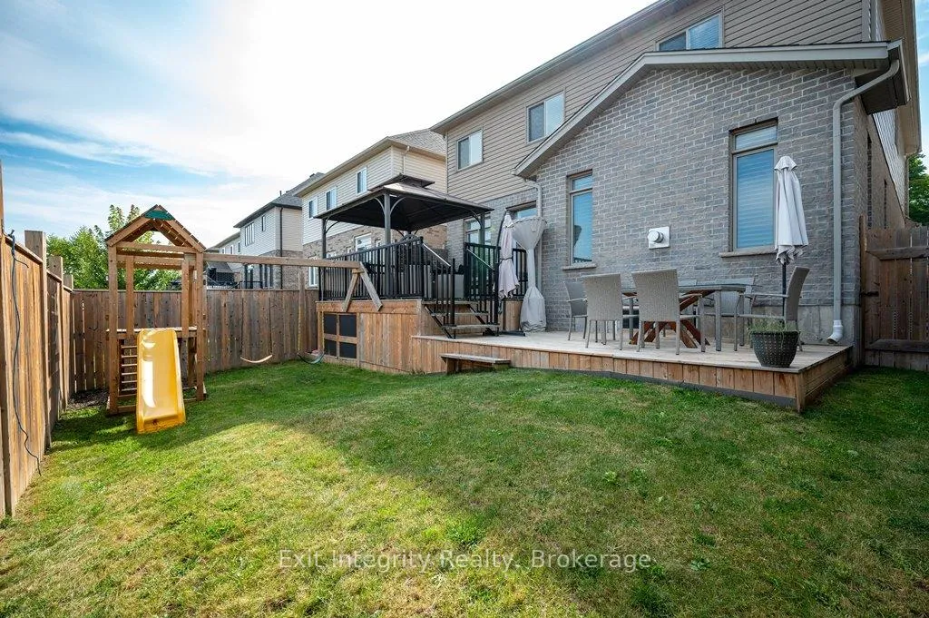 Photo 23 of 299 Moorlands Crescent, Kitchener — HOMEH