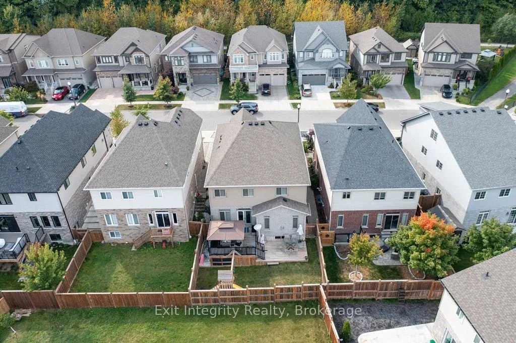 Photo 24 of 299 Moorlands Crescent, Kitchener — HOMEH
