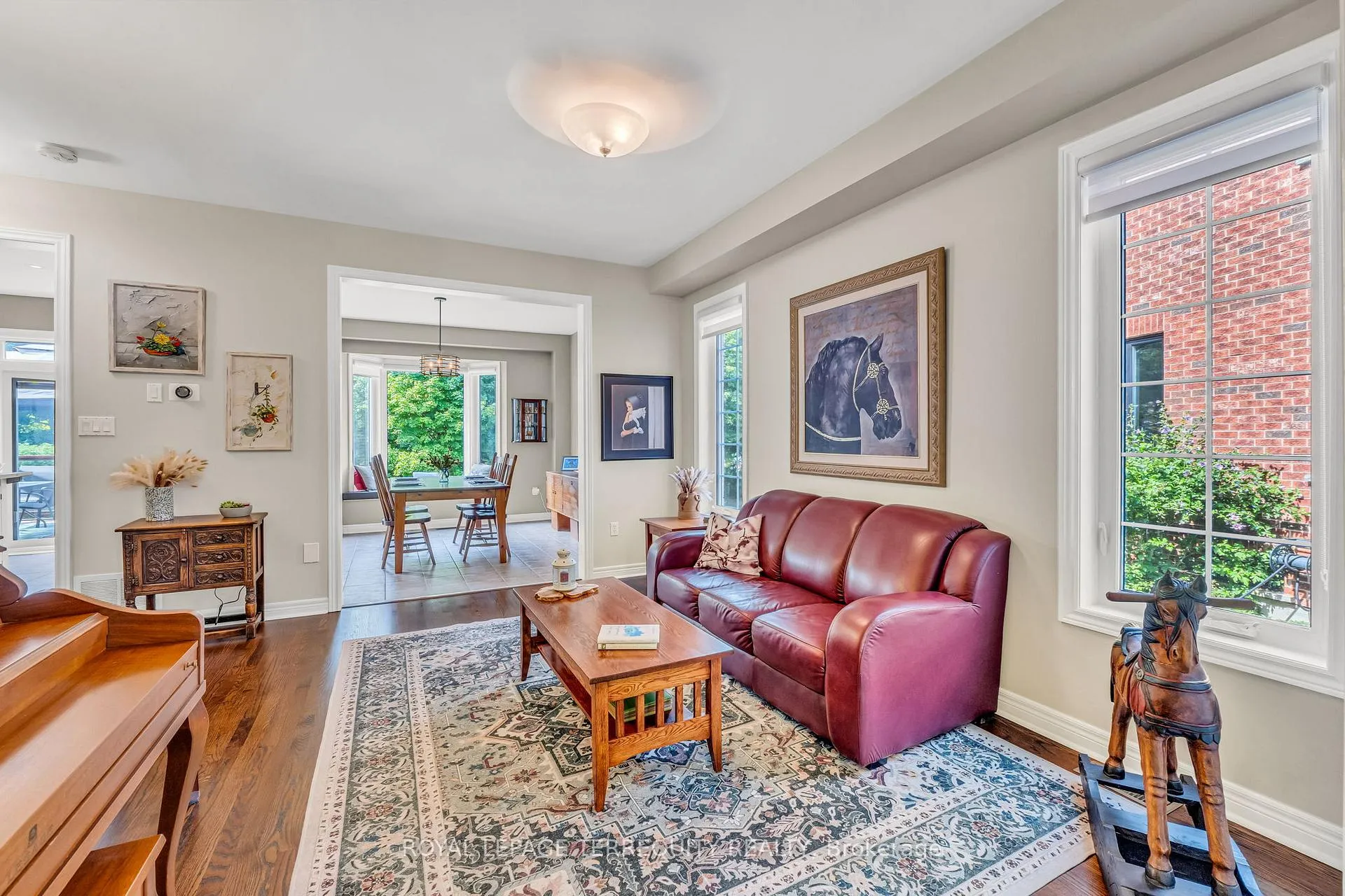 Photo 3 of 22 Willard Hunt Court, King, Schomberg — HOMEH