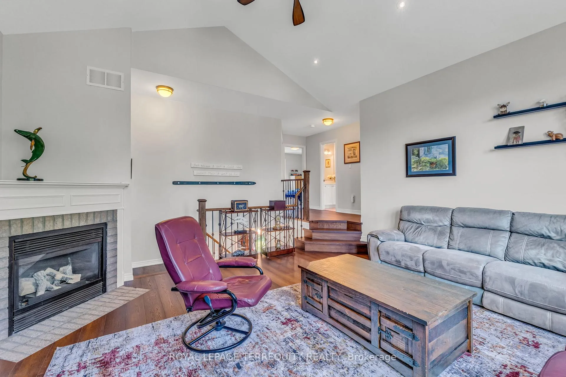 Photo 14 of 22 Willard Hunt Court, King, Schomberg — HOMEH