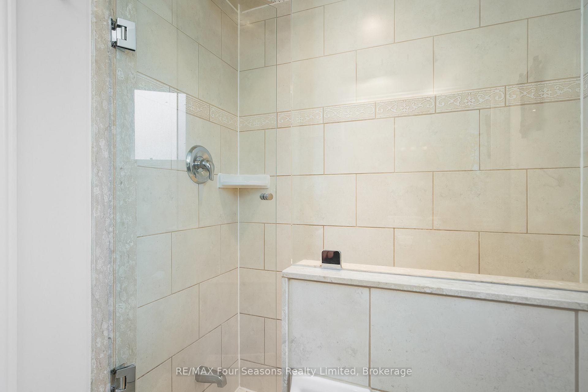 Photo 24 of 234 Dominion Drive, Clearview, Stayner — HOMEH