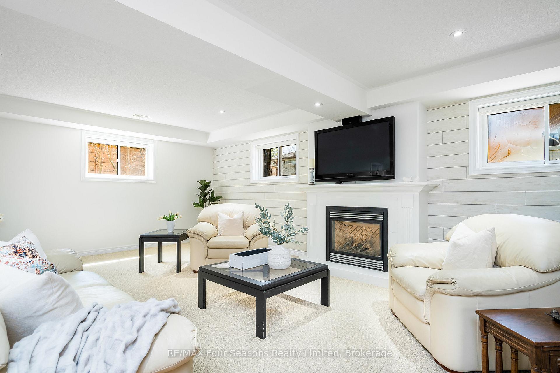 Photo 28 of 234 Dominion Drive, Clearview, Stayner — HOMEH