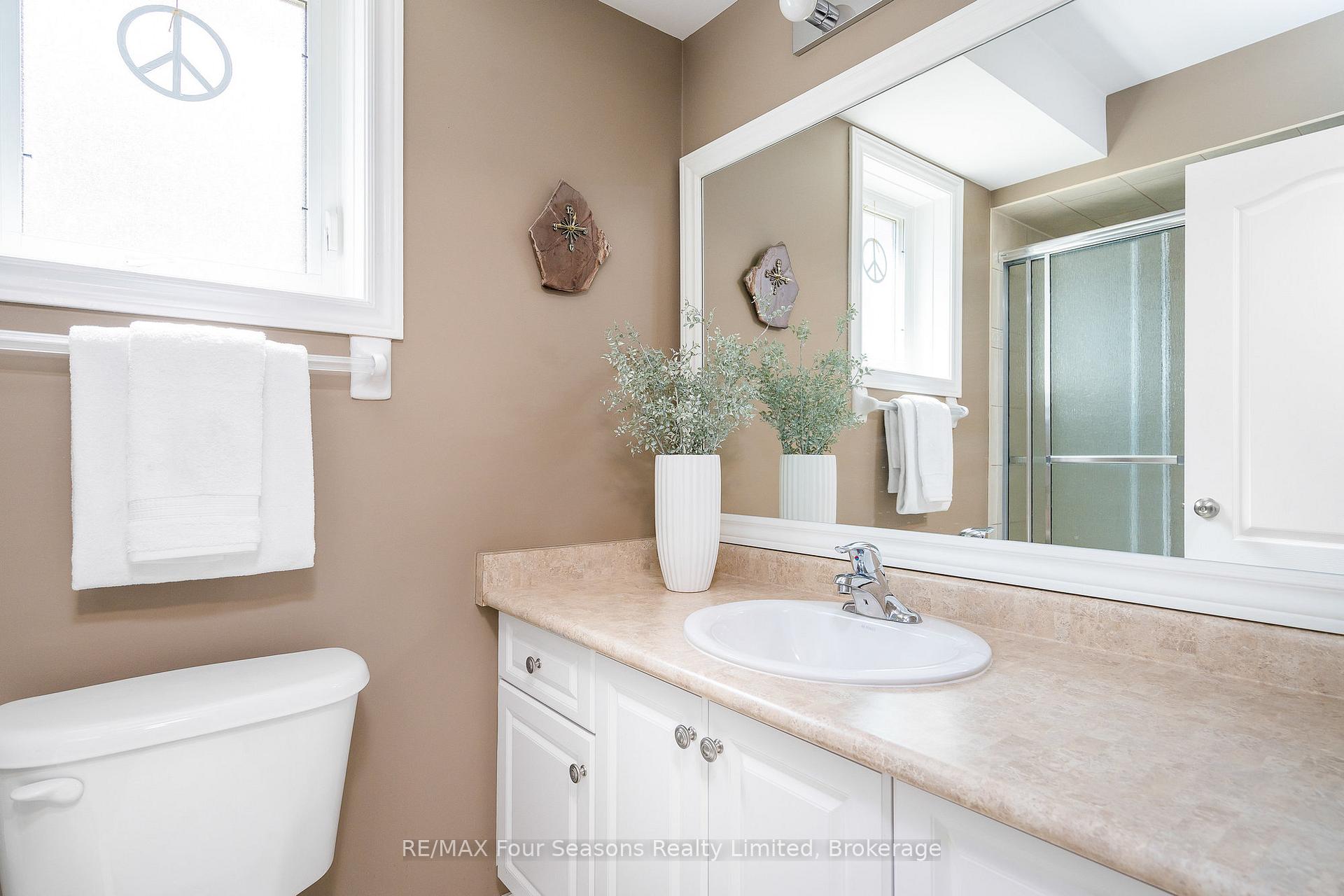Photo 32 of 234 Dominion Drive, Clearview, Stayner — HOMEH