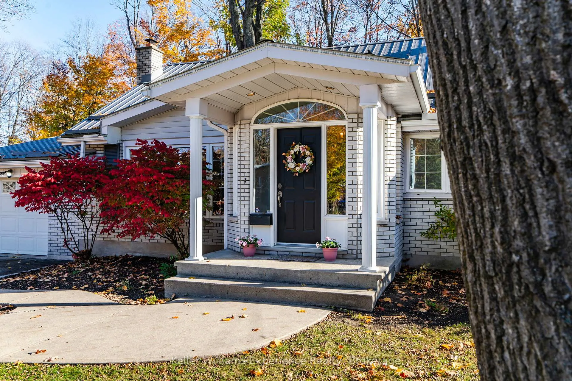 Photo 5 of 835 Dominion Avenue, Midland — HOMEH