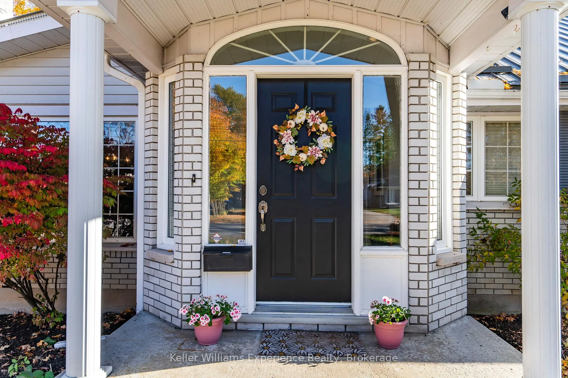 Photo 6 of 835 Dominion Avenue, Midland — HOMEH