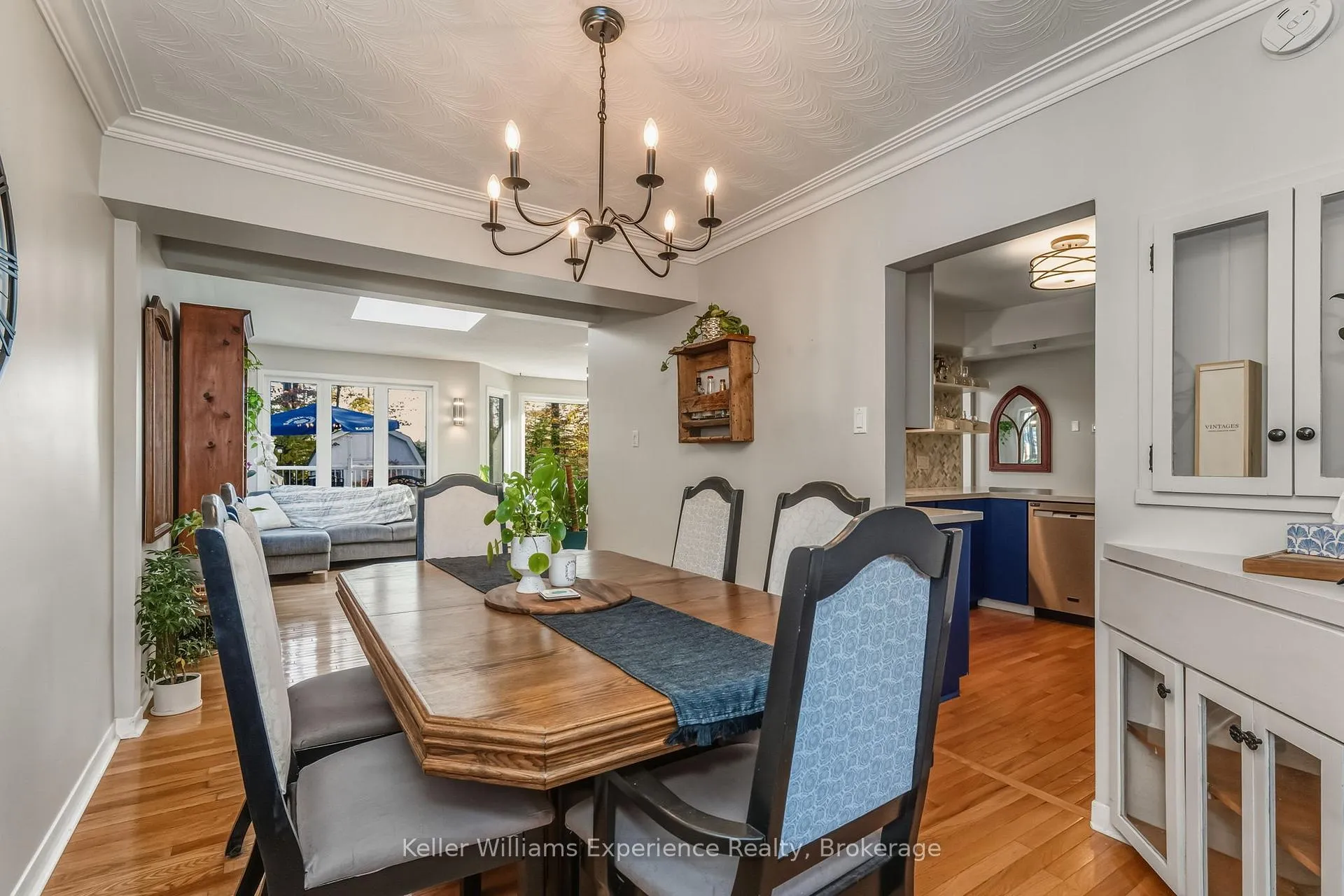 Photo 12 of 835 Dominion Avenue, Midland — HOMEH
