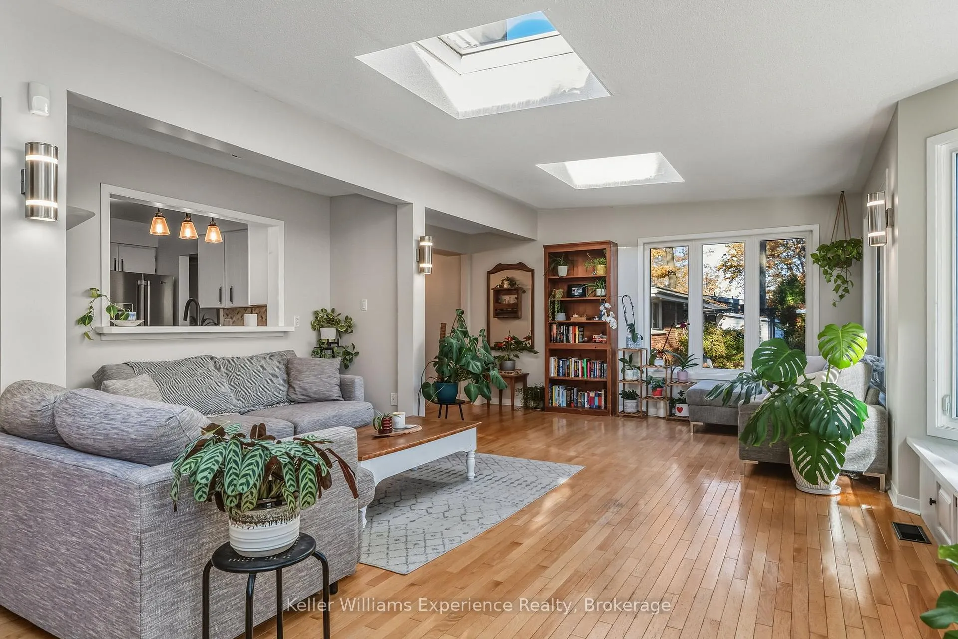 Photo 20 of 835 Dominion Avenue, Midland — HOMEH