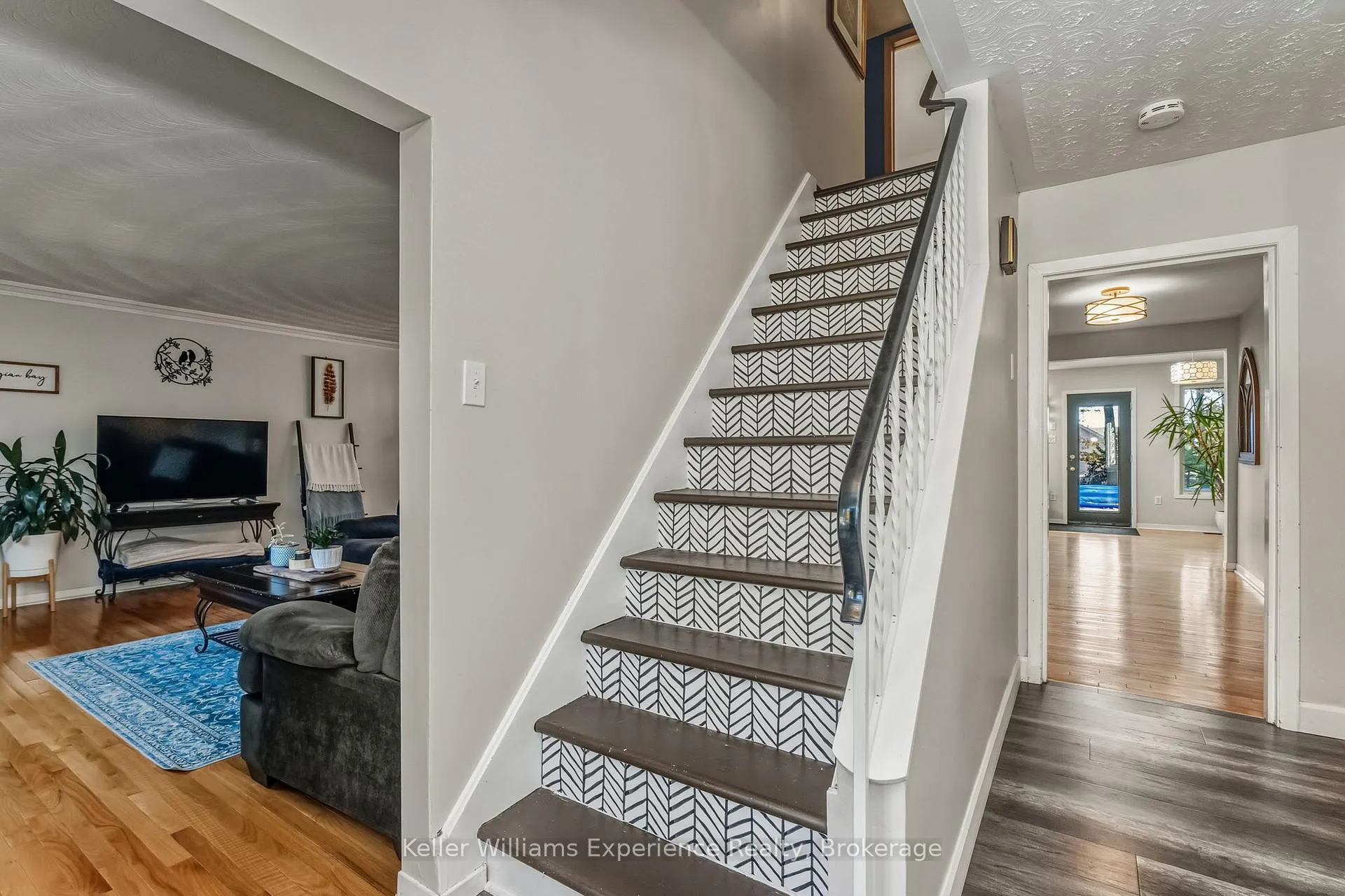 Photo 26 of 835 Dominion Avenue, Midland — HOMEH