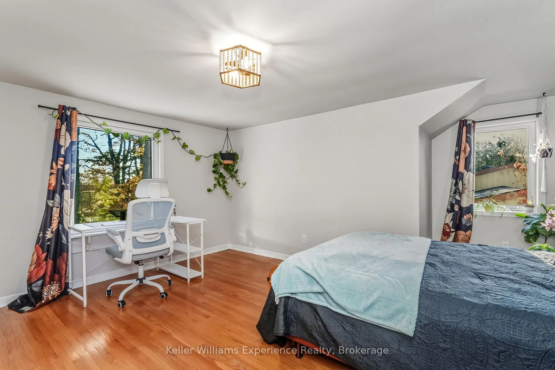Photo 29 of 835 Dominion Avenue, Midland — HOMEH